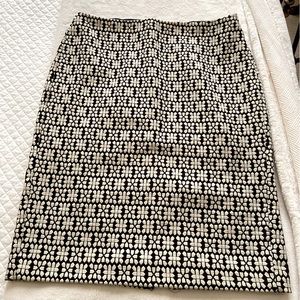Banana Republic // Textured Tweed Skirt Size 4